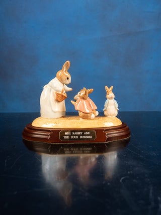 A fine collection of twenty-eight Beatrix Potter Figurines and one Beatrix Potter Thimble.